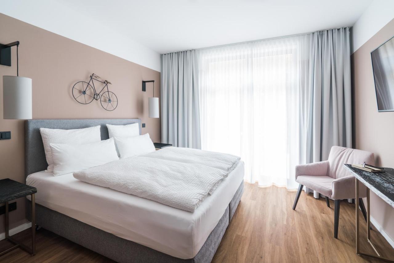 Velotel Бад-Заров Экстерьер фото